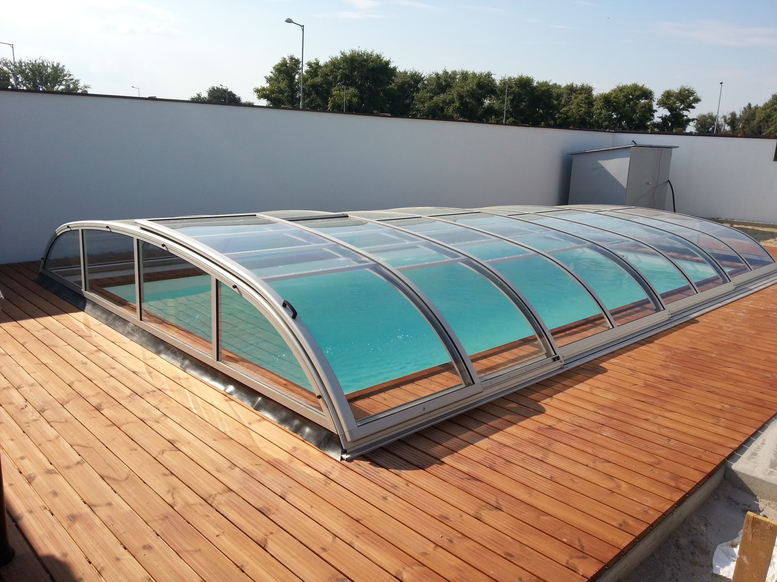 Basic - Acoperire joasă pentru piscină din policarbonat