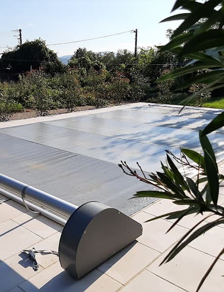 Essentiel - Acoperitoare automată universală pentru piscină